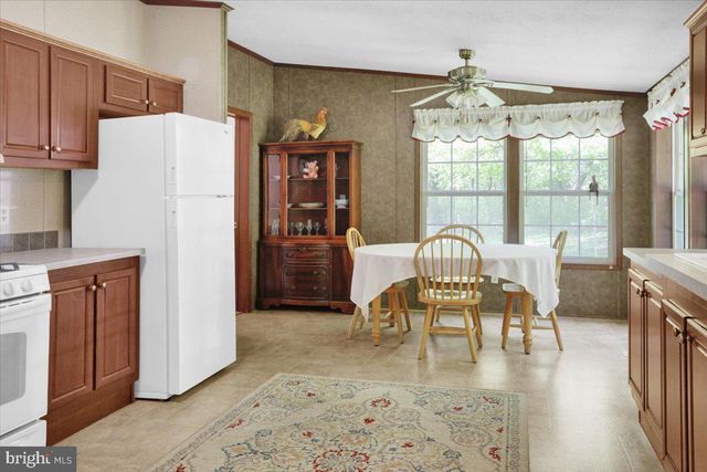 212 BARONS HILL RD, Honey Brook, PA 19344