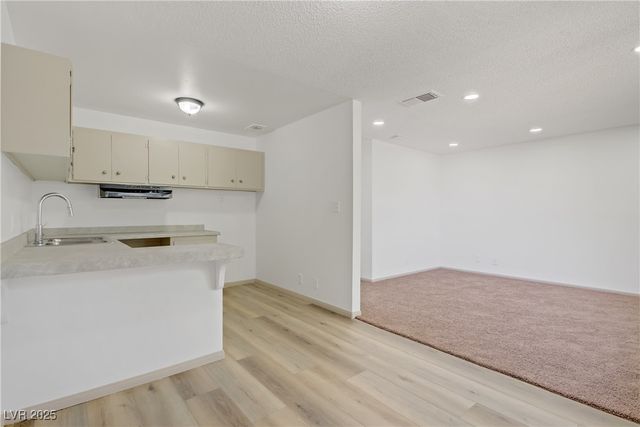 304 Orland Street 47, Las Vegas, NV 89107