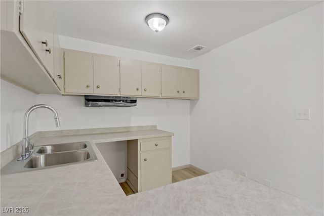 304 Orland Street 47, Las Vegas, NV 89107