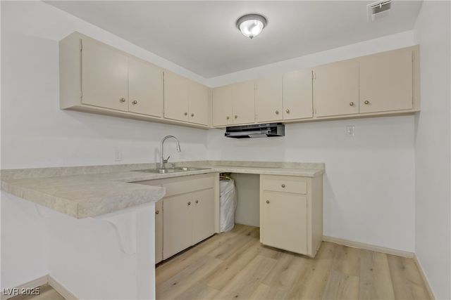 304 Orland Street 47, Las Vegas, NV 89107