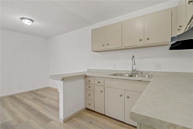 304 Orland Street 47, Las Vegas, NV 89107