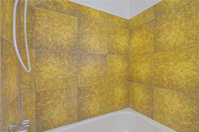 304 Orland Street 47, Las Vegas, NV 89107