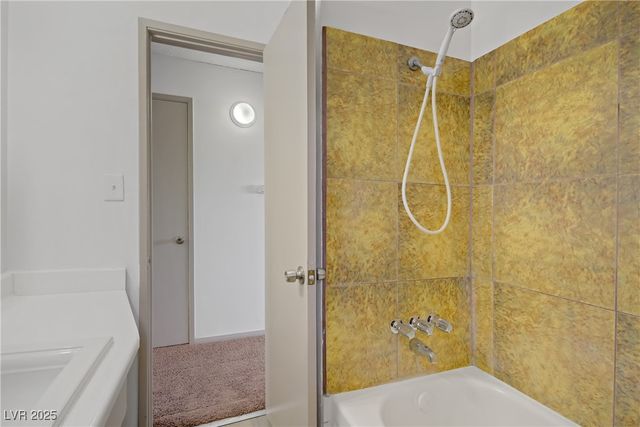 304 Orland Street 47, Las Vegas, NV 89107