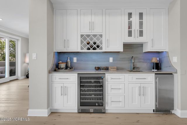 915 Barnegat Lane, Mantoloking, NJ 08738