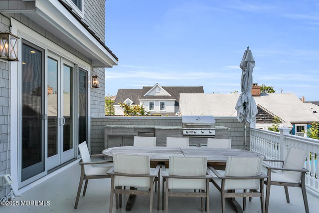 915 Barnegat Lane, Mantoloking, NJ 08738