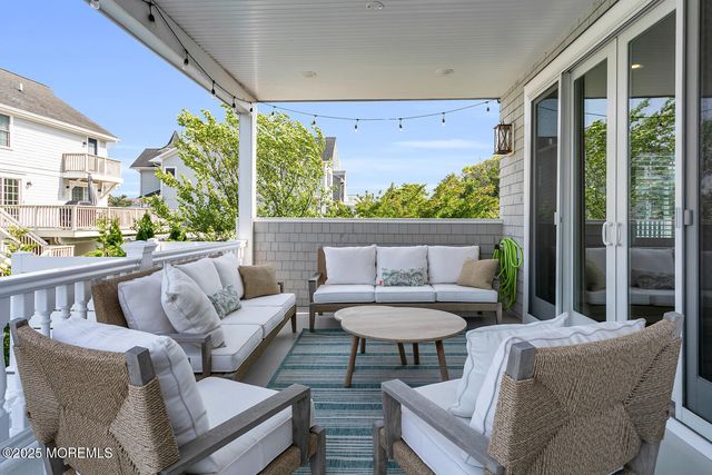 915 Barnegat Lane, Mantoloking, NJ 08738