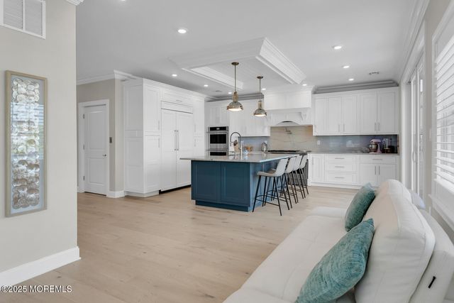 915 Barnegat Lane, Mantoloking, NJ 08738