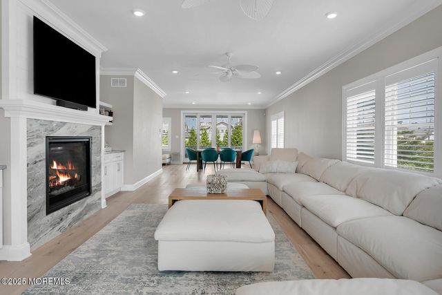 915 Barnegat Lane, Mantoloking, NJ 08738