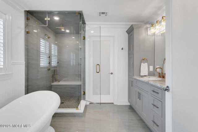 915 Barnegat Lane, Mantoloking, NJ 08738