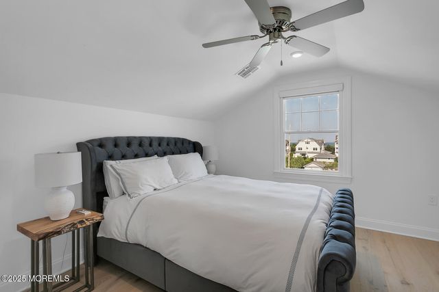 915 Barnegat Lane, Mantoloking, NJ 08738