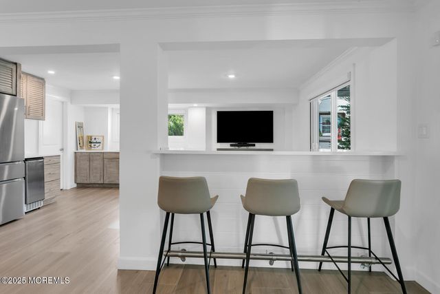 915 Barnegat Lane, Mantoloking, NJ 08738