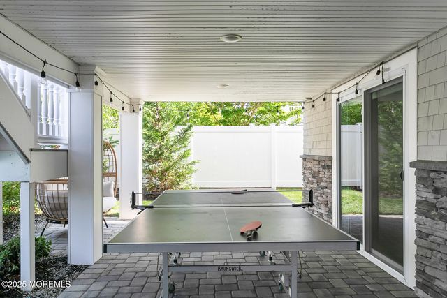 915 Barnegat Lane, Mantoloking, NJ 08738