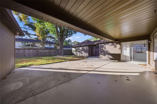 2627 Anniston Drive, Houston, TX 77080