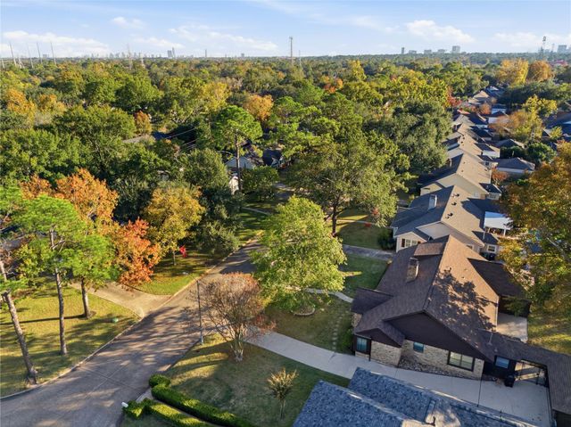 2627 Anniston Drive, Houston, TX 77080