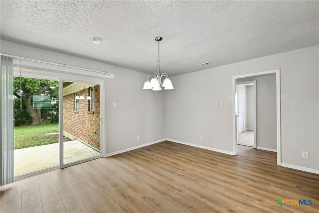 1400 Hammond Drive, Killeen, TX 76543
