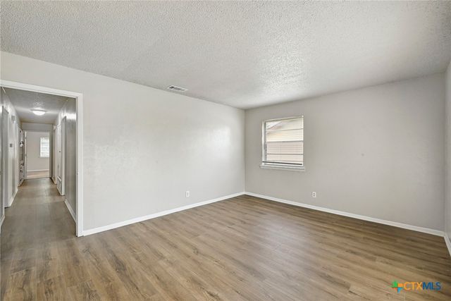 1400 Hammond Drive, Killeen, TX 76543