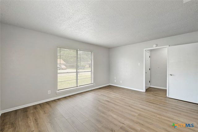 1400 Hammond Drive, Killeen, TX 76543