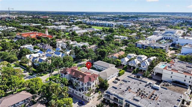 534 4th AVE S 3, Naples, FL 34102