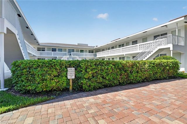 534 4th AVE S 3, Naples, FL 34102