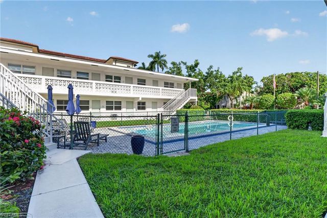 534 4th AVE S 3, Naples, FL 34102