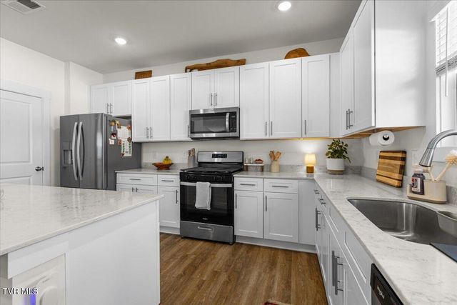 336 Cookie Loop, Johnson City, TN 37615