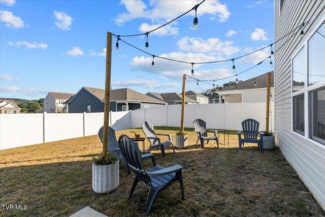 336 Cookie Loop, Johnson City, TN 37615