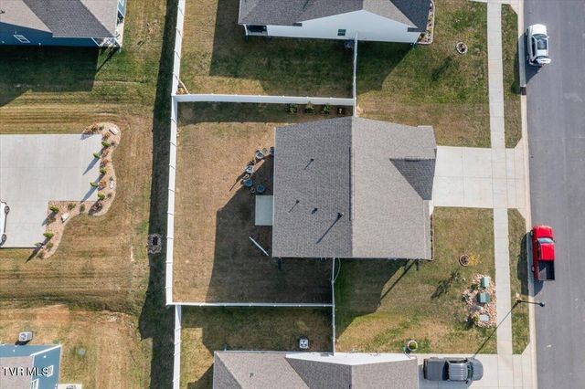 336 Cookie Loop, Johnson City, TN 37615
