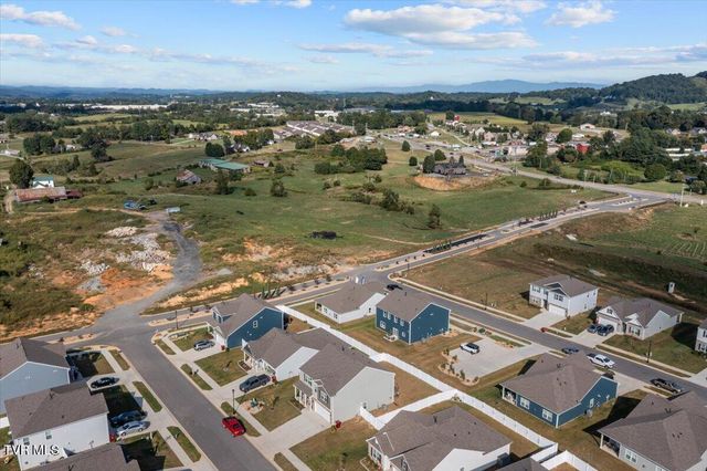 336 Cookie Loop, Johnson City, TN 37615