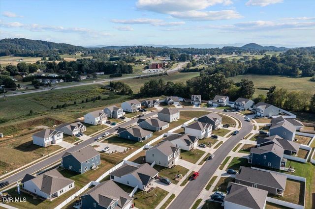 336 Cookie Loop, Johnson City, TN 37615