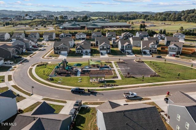 336 Cookie Loop, Johnson City, TN 37615