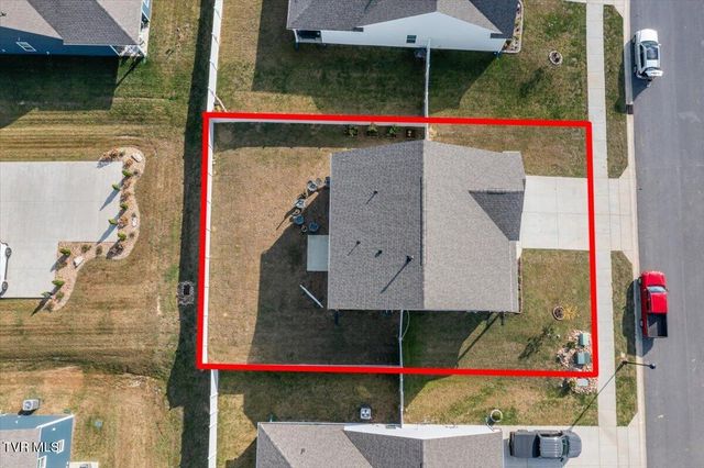 336 Cookie Loop, Johnson City, TN 37615