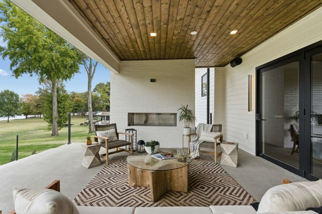 103 Walnut Dr, Hendersonville, TN 37075