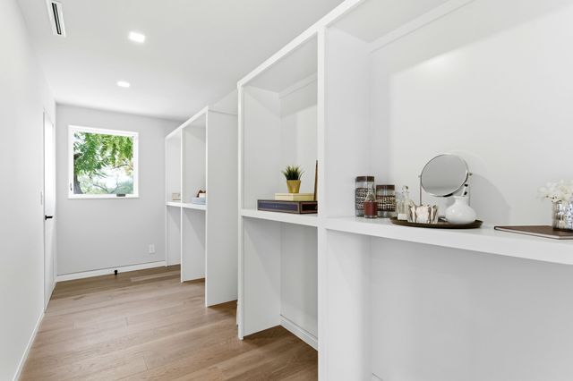 103 Walnut Dr, Hendersonville, TN 37075