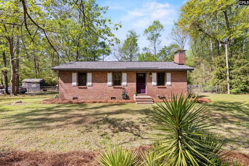 104 Field Mount Road, Hopkins, SC 29061
