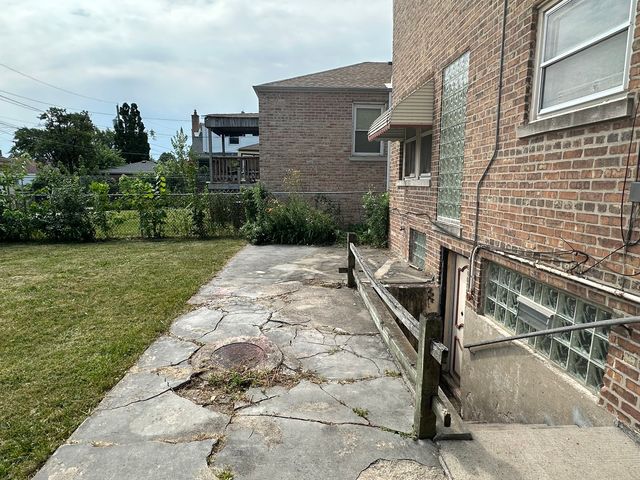 8433 S Wolcott Avenue, Chicago, IL 60620