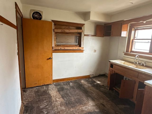8433 S Wolcott Avenue, Chicago, IL 60620