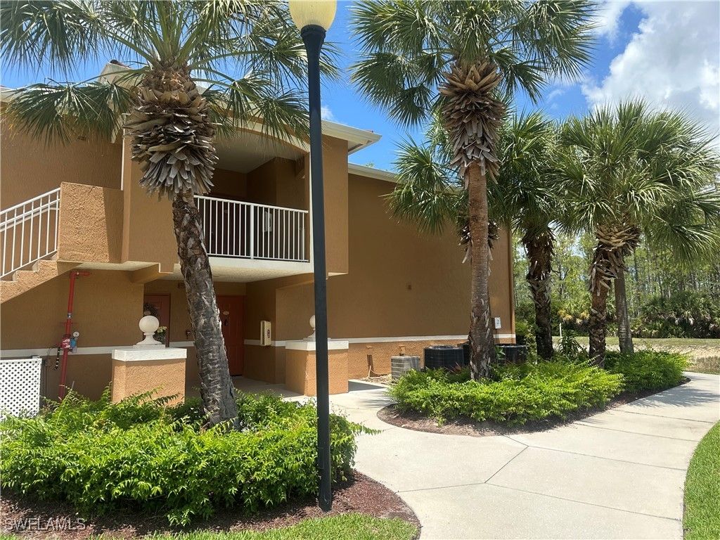 1875 Florida Club DR 7112, Naples, FL 34112