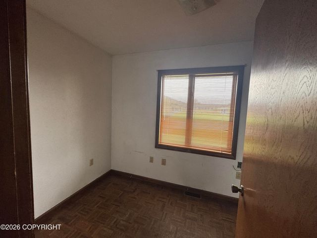 160 W Marydale Avenue, Soldotna, AK 99669