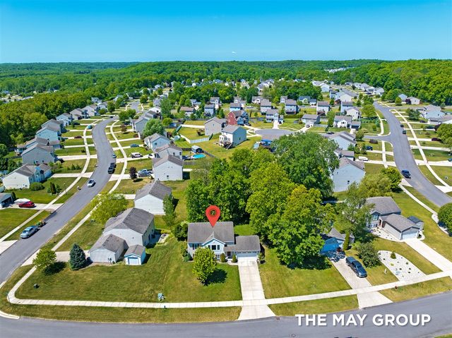 1641 Hamlet Drive, Lowell, MI 49331