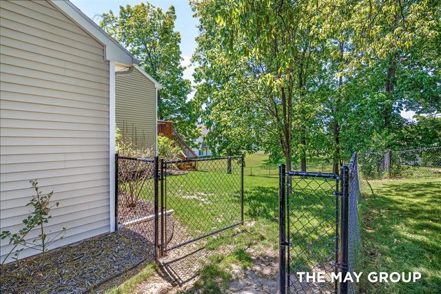 1641 Hamlet Drive, Lowell, MI 49331