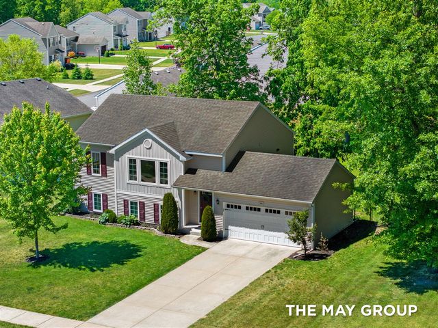1641 Hamlet Drive, Lowell, MI 49331