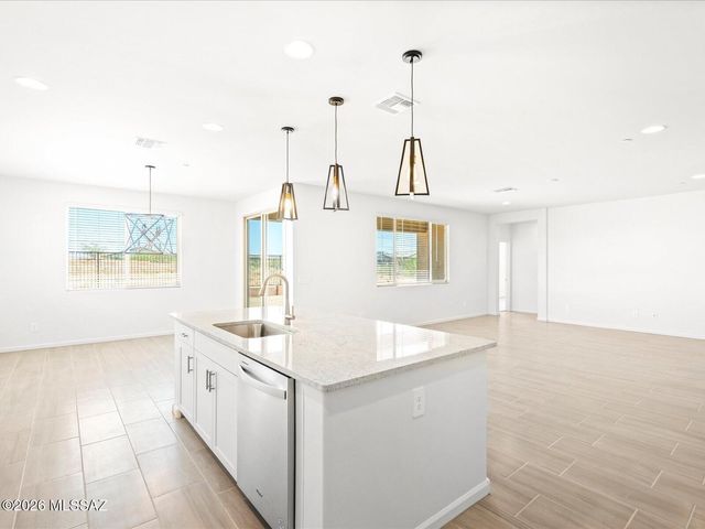 1547 E Cattle Graze Loop, Sahuarita, AZ 85629