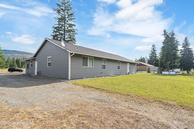 185 Leo Lane, Moyie Springs, ID 83845