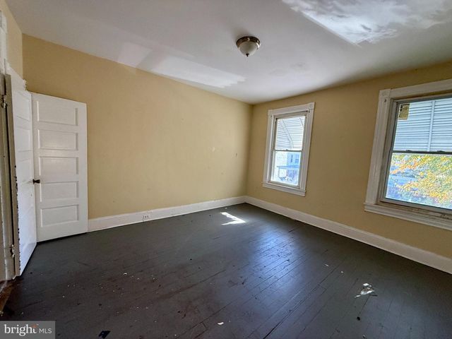 502 OAKLAND AVE, Baltimore, MD 21212