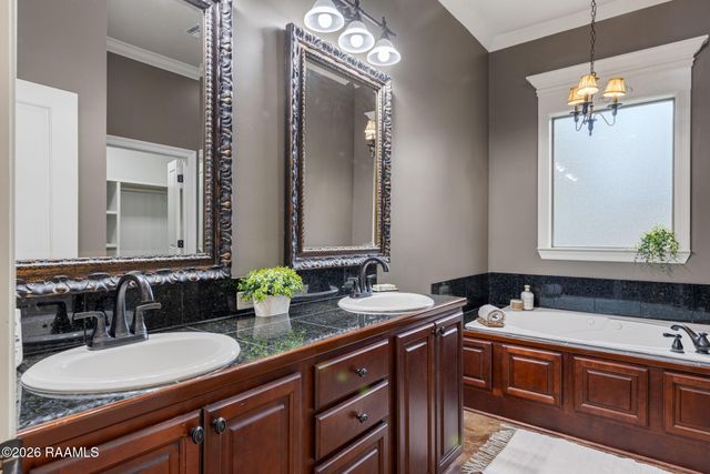 119 Cedar Hills Drive, Youngsville, LA 70592