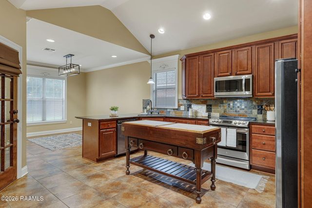 119 Cedar Hills Drive, Youngsville, LA 70592
