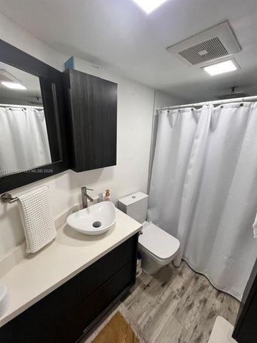 6955 NW 186th St F104, Hialeah, FL 33015