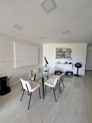 6955 NW 186th St F104, Hialeah, FL 33015