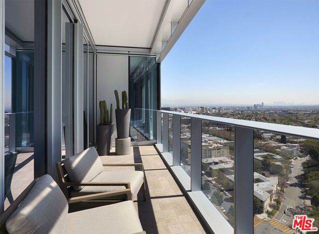 10000 Santa Monica Boulevard PH402, Los Angeles, CA 90067