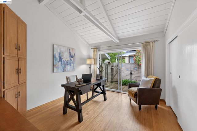 4247 School St., Pleasanton, CA 94566